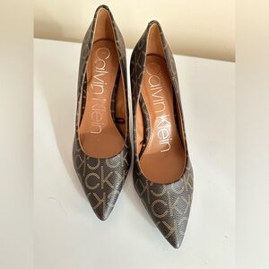 Calvin Klein Monogram No slips Pumps  Size 5.5 
NWOT or NWOB